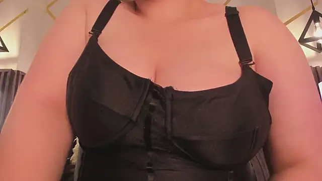 Snapshot of _rebecca1 chatting on 02.11.26 rebecca1 online show from 02.11.26