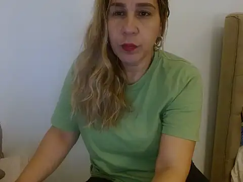 vanessahayeck online show from 01.07.25