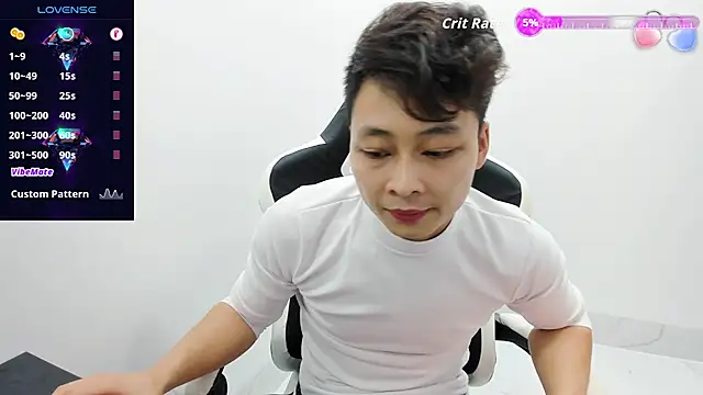 Snapshot of Naughty--asian chatting on 02.08.26 Naughty--asian online show from 02.08.26