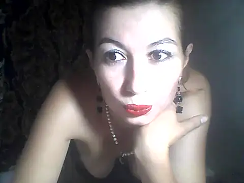 Snapshot of Olesja chatting on 10.04.25 Olesja online show from 10.04.25