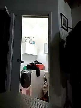 Snapshot of woww791 chatting on 01.12.25 woww791 online show from 01.12.25