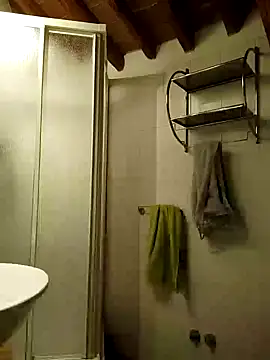 Snapshot of woww791 chatting on 02.01.25 woww791 online show from 02.01.25