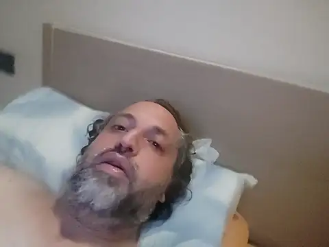 Snapshot of woww791 chatting on 03.18.25 woww791 online show from 03.18.25