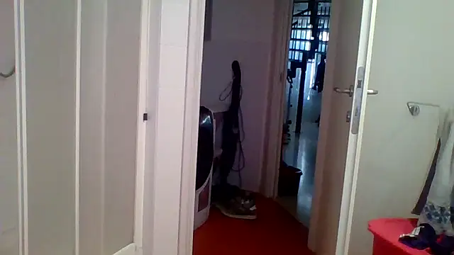 Snapshot of woww791 chatting on 09.20.25 woww791 online show from 09.20.25