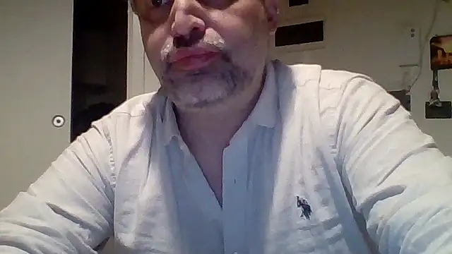 Snapshot of woww791 chatting on 11.16.25 woww791 online show from 11.16.25