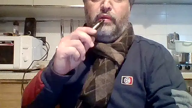 Snapshot of woww791 chatting on 12.02.25 woww791 online show from 12.02.25