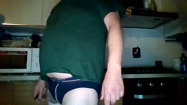 Snapshot of woww791 chatting on 01.18.26 woww791 online show from 01.18.26