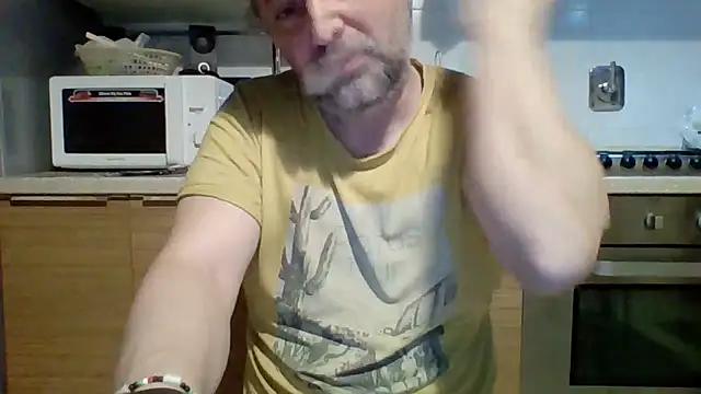 Snapshot of woww791 chatting on 02.20.26 woww791 online show from 02.20.26