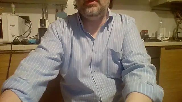 Snapshot of woww791 chatting on 04.25.26 woww791 online show from 04.25.26