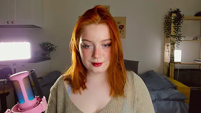 Snapshot of Sofy_Benson chatting on 03.04.25 Sofy Benson online show from 03.04.25