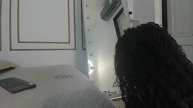 kristyl paez online show from 02.02.26