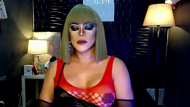 Snapshot of UrtopshemalegoddessAliyah chatting on 09.10.25 UrtopshemalegoddessAliyah online show from 09.10.25