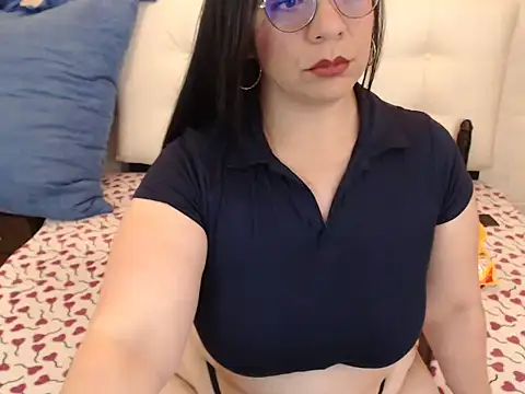 Snapshot of Angiee_BBW chatting on 09.26.25 Angiee BBW online show from 09.26.25