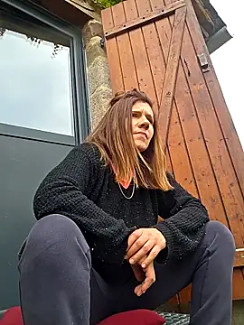 Lina lou4 online show from 10.24.25