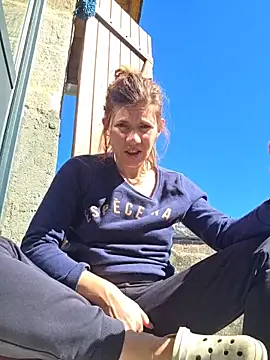 Lina lou4 online show from 03.18.26