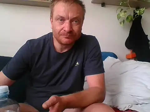 Snapshot of 82liska chatting on 05.21.26 82liska online show from 05.21.26