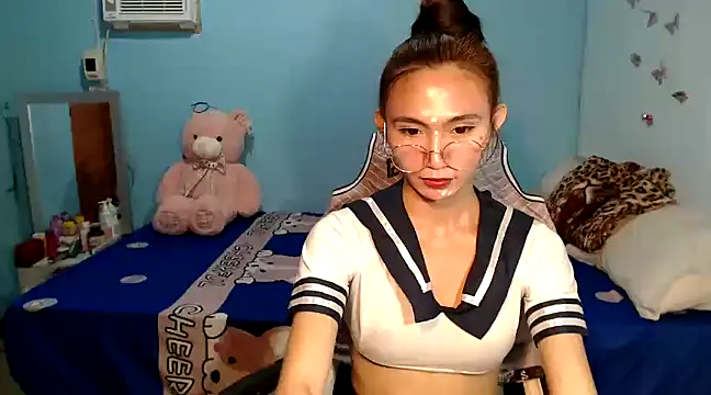 PirateEmpressBoaAico online show from 03.04.25