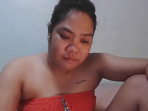 Snapshot of xxsam_69xx chatting on 09.17.25 xxsam 69xx online show from 09.17.25