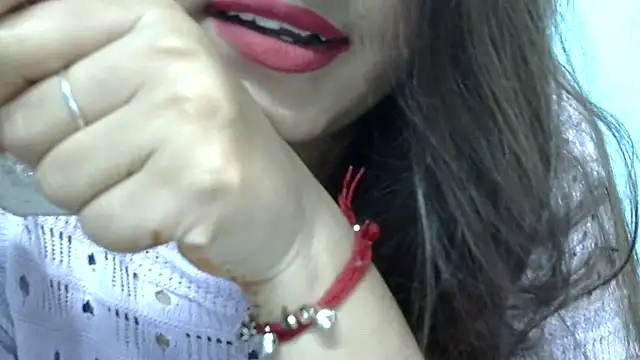 lovelydesi21 online show from 12.02.25