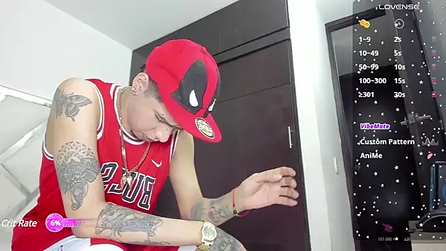 Snapshot of zack_isaac777 chatting on 12.17.24 zack isaac777 online show from 12.17.24