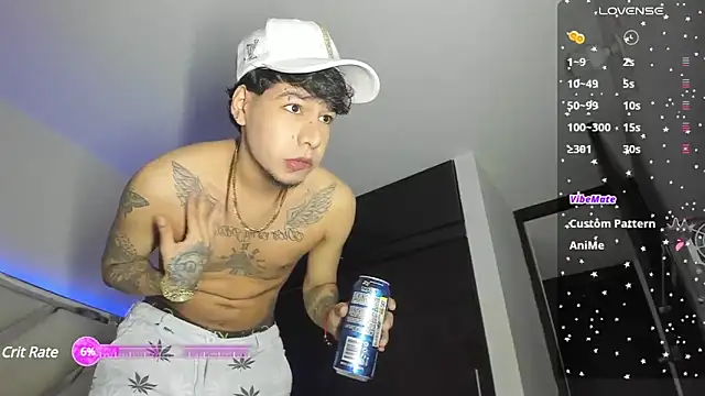 Snapshot of zack_isaac777 chatting on 03.02.25 zack isaac777 online show from 03.02.25