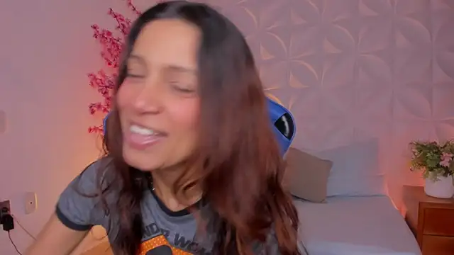 Snapshot of cora_22 chatting on 02.27.26 cora 22 online show from 02.27.26