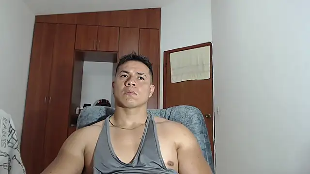 Snapshot of alessandromancini92 chatting on 10.26.25 alessandromancini92 online show from 10.26.25