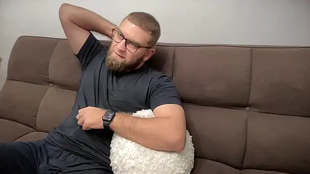 Bear bear  online show from 12.26.24