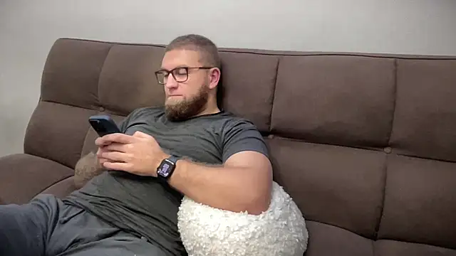 Bear bear  online show from 12.27.24