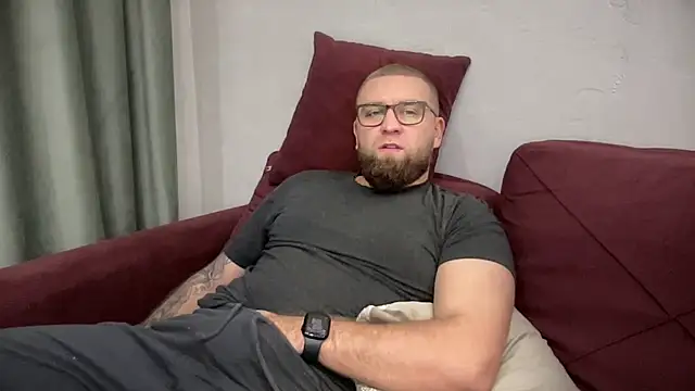 Bear bear  online show from 02.03.25