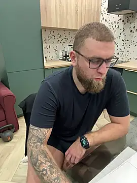 Bear bear  online show from 02.13.25