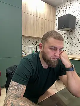 Bear bear  online show from 03.03.25