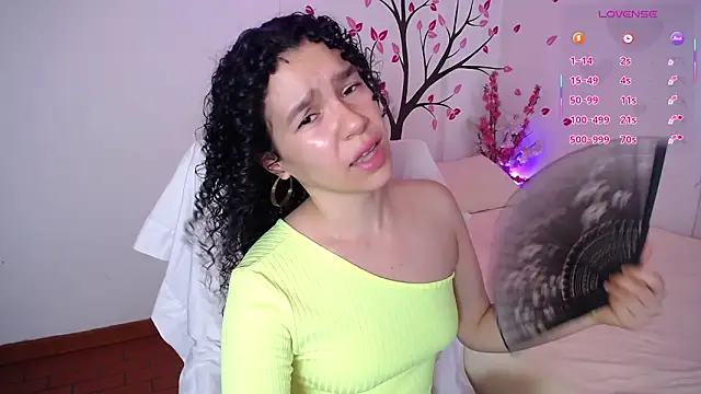 Karolina 1 online show from 03.04.26