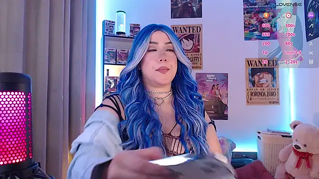 Emmy Ruiz online show from 04.17.26