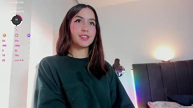 Snapshot of catimore chatting on 10.24.25 catimore online show from 10.24.25