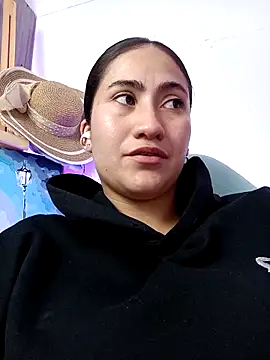 francesca baker1007 online show from 02.20.25