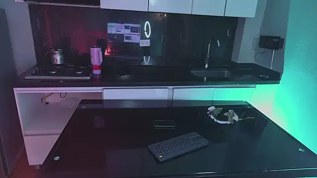 Snapshot of Scarlett_collins02 chatting on 01.13.25 Scarlett collins02 online show from 01.13.25