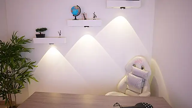 Snapshot of Scarlett_collins02 chatting on 10.19.25 Scarlett collins02 online show from 10.19.25