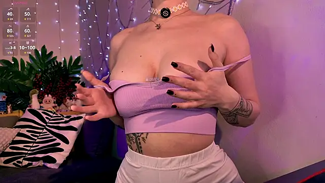 Snapshot of xwiuiwx chatting on 03.27.26 xwiuiwx online show from 03.27.26