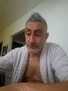 Snapshot of DildoG45 chatting on 12.21.25 DildoG45 online show from 12.21.25