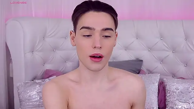 RobbyCharming online show from 03.06.25