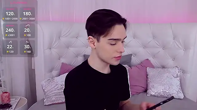 RobbyCharming online show from 03.16.25