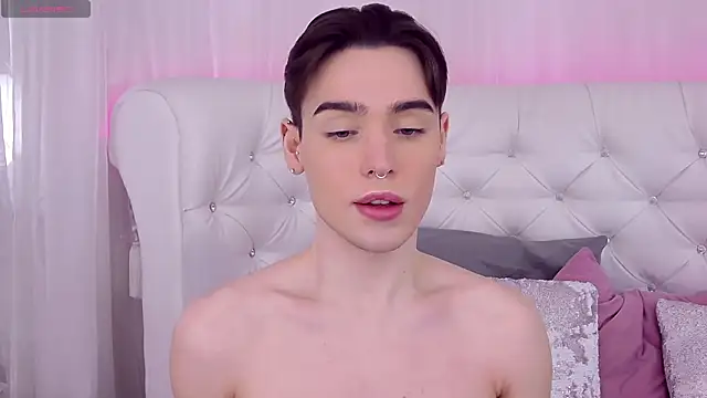 RobbyCharming online show from 03.17.25