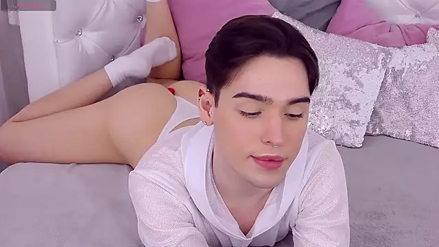 RobbyCharming online show from 03.17.25