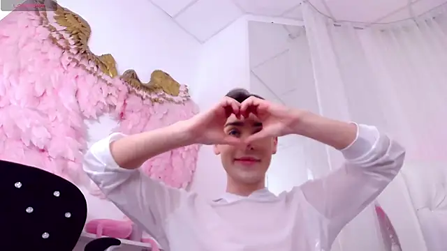 RobbyCharming online show from 03.18.25