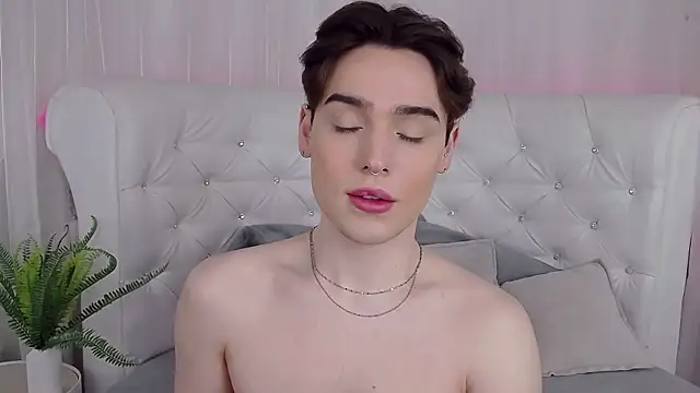 RobbyCharming online show from 03.22.26