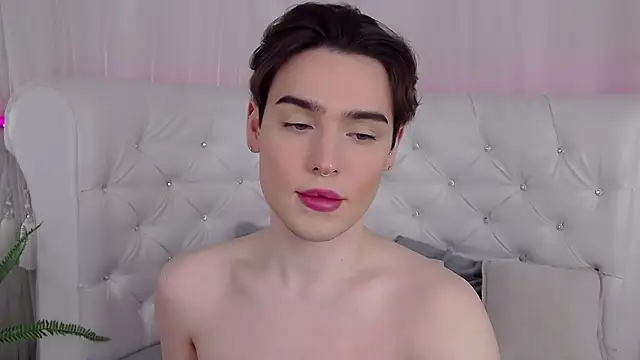 RobbyCharming online show from 04.12.26