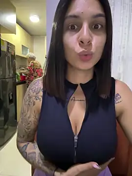 Snapshot of charlotte_stevenss_ chatting on 01.08.25 charlotte stevenss online show from 01.08.25