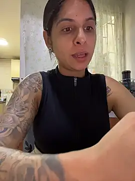 Snapshot of charlotte_stevenss_ chatting on 10.06.25 charlotte stevenss online show from 10.06.25