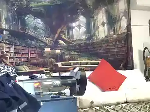 Snapshot of OSIRlS chatting on 01.02.25 OSIRlS online show from 01.02.25